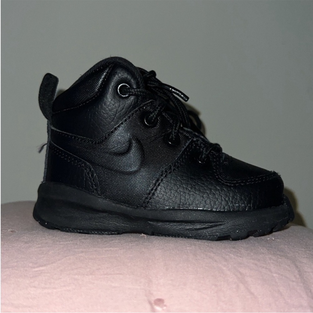 Infant Nike Boots